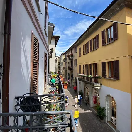 La Casa Del Corso Apartment Arona