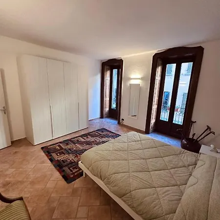 公寓 La Casa Del Corso 阿罗纳