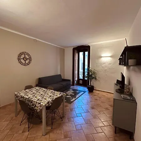 La Casa Del Corso Апартаменты Арона